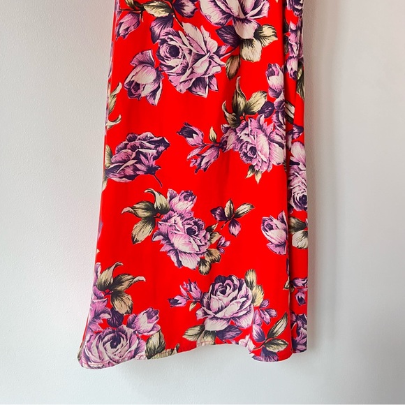 Monteau Los Angeles Red Floral Wrap Mini Dress Size Medium - Picture 4 of 12